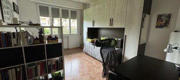 4 rooms Apartment in Florence, Italy No. 36458 10