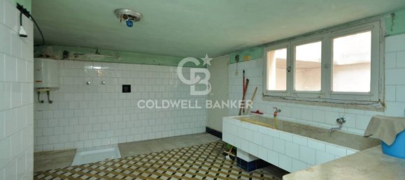 5 rooms Apartment in Mesagne, Italy No. 37563 12