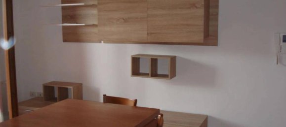 Квартира с 5 комнатами в Порденоне, Италия № 36809 6