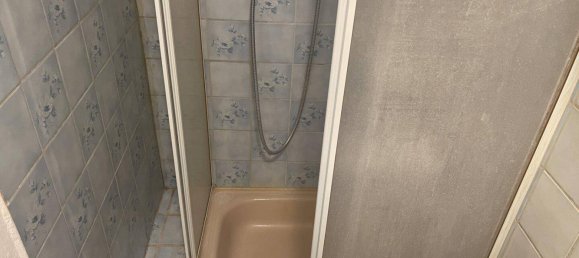 Дом с 6 комнатами в Грос-Энцерсдорф, Австрия № 155536 13