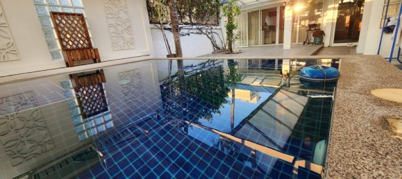 Кафе / ресторан с 5 спальнями в Паттайя, Таиланд № 11324 21