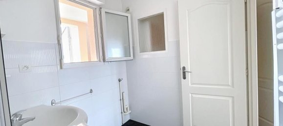 Apartamento T2 em Saint-Jean-de-la-Ruelle, France N.º 83951 11