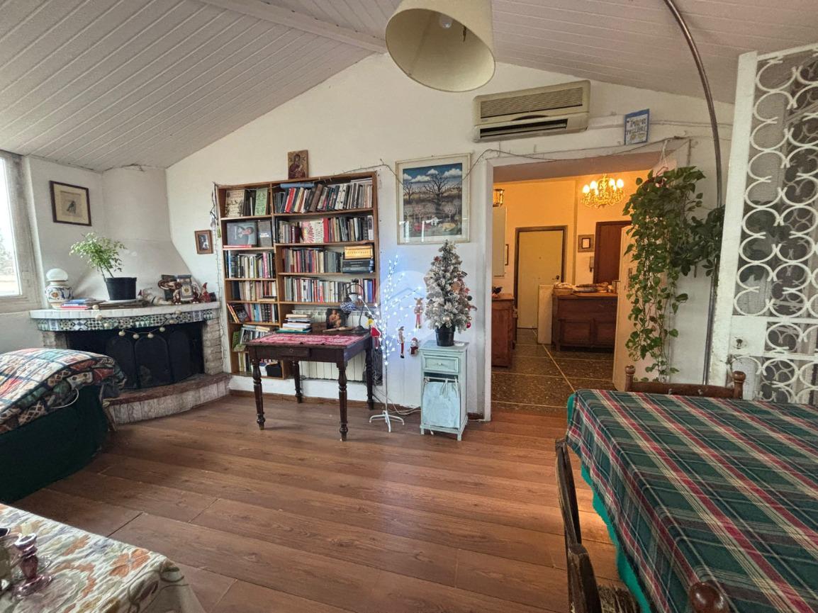 3غرفة بانتهاوس في Rome, Italy رقم 66064