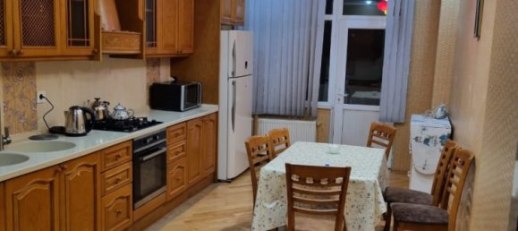 4 bedrooms Apartment in Yasamal, Azerbaijan No. 1423 4