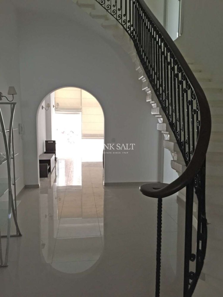 3 bedrooms Townhouse in Sliema, Malta No. 3772