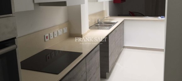 3 bedrooms Townhouse in Sliema, Malta No. 3772 3