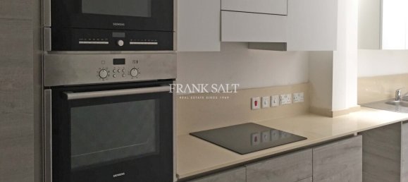 3 bedrooms Townhouse in Sliema, Malta No. 3772 4