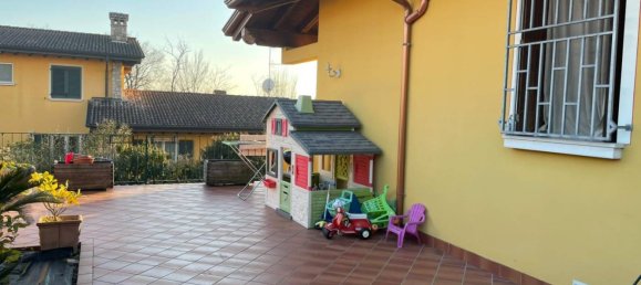 2 Schlafzimmer Villa in Bedizzole, Italy, Nr. 308304 2