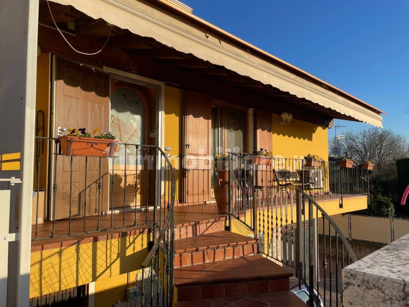 2 Schlafzimmer Villa in Bedizzole, Italy, Nr. 308304