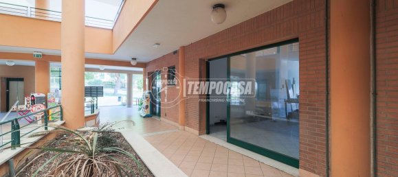 50m² Commercial property in San Clemente, Italy No. 312485 18