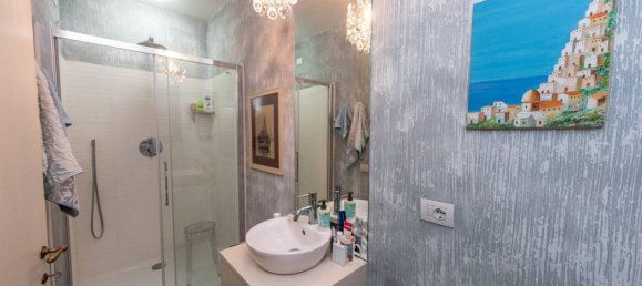 3 bedrooms Apartment in Pistoia, Italy No. 351009 21