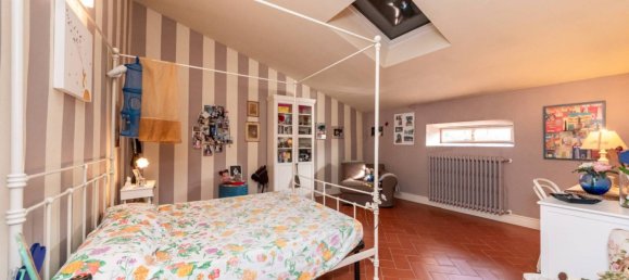 3 bedrooms Apartment in Pistoia, Italy No. 351009 17