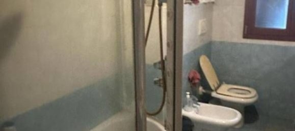 3 rooms Apartment in Carpi, Italy No. 95030 9