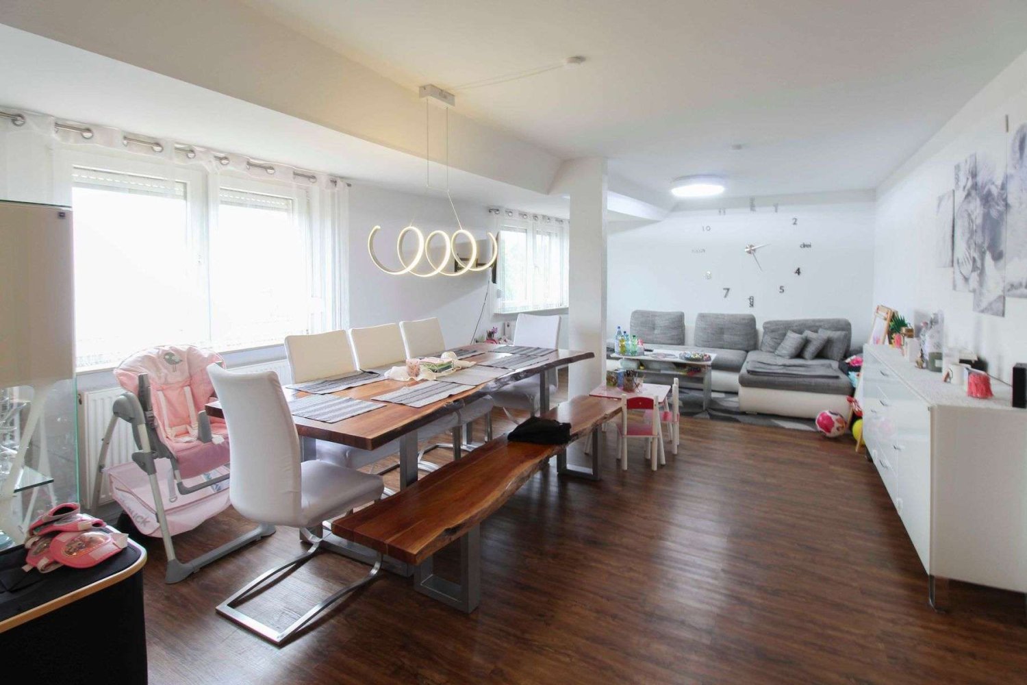 Apartamento de 2 dormitorios en Stuttgart, Germany No. 268725