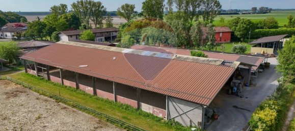 30 rooms House in Stagno Lombardo, Italy No. 371643 5