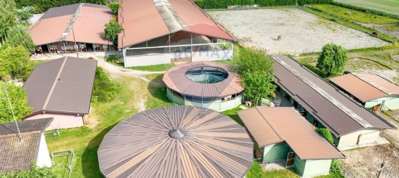 30 rooms House in Stagno Lombardo, Italy No. 371643 16