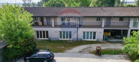 30 rooms House in Stagno Lombardo, Italy No. 371643 43