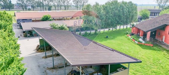 30 rooms House in Stagno Lombardo, Italy No. 371643 45