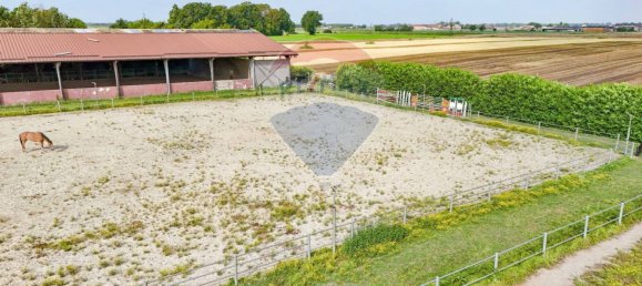 30 rooms House in Stagno Lombardo, Italy No. 371643 20