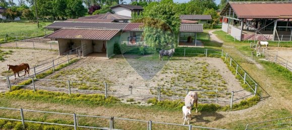 30 rooms House in Stagno Lombardo, Italy No. 371643 23