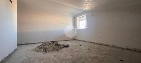 Villa de 4 habitaciónes en Ciampino, Italy No. 2121 30