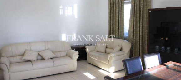 3 bedrooms Apartment in Mosta, Malta No. 2570 2