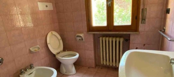 18 rooms House in Vetto, Italy No. 278865 22