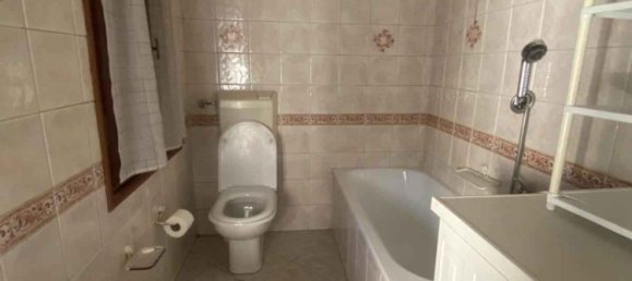 18 rooms House in Vetto, Italy No. 278865 11