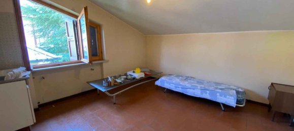 18 rooms House in Vetto, Italy No. 278865 30