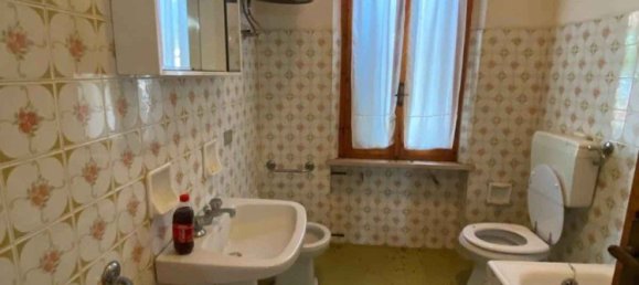 18 rooms House in Vetto, Italy No. 278865 28