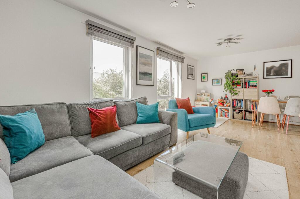 Apartamento de 2 dormitorios en Richmond, United Kingdom No. 9074