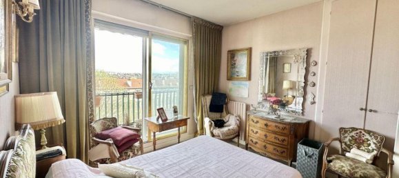 Apartamento de 2 dormitorios en Sceaux, France No. 178608 4