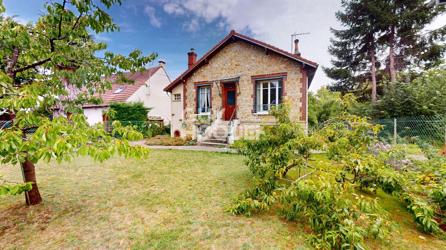 3 bedrooms House in Ermont, France No. 294901