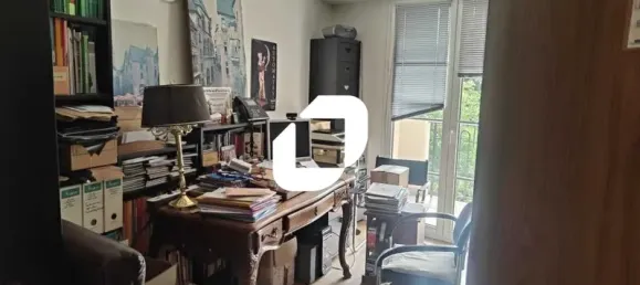 74m² Office in Puteaux, France No. 302410 3