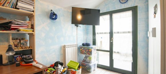 Apartamento de 3 divisões em Senago, Italy N.º 19913 32