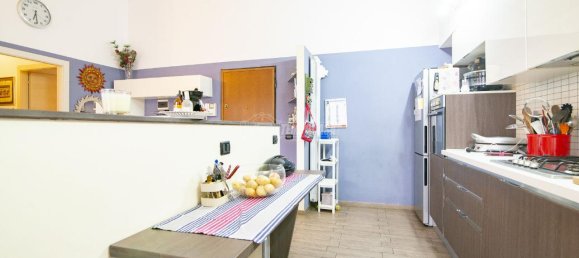 Apartamento de 3 divisões em Senago, Italy N.º 19913 44
