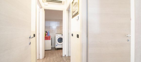 Apartamento de 3 divisões em Senago, Italy N.º 19913 75