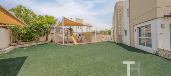 5 bedrooms Villa in Mudon, UAE No. 32213 12