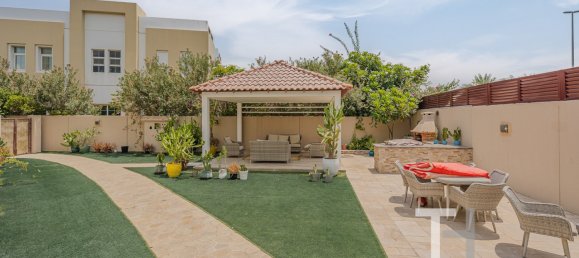 5 bedrooms Villa in Mudon, UAE No. 32213 7