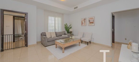 5 bedrooms Villa in Mudon, UAE No. 32213 15