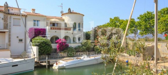 5 chambres Maison à Empuriabrava, Spain No. 149796 19