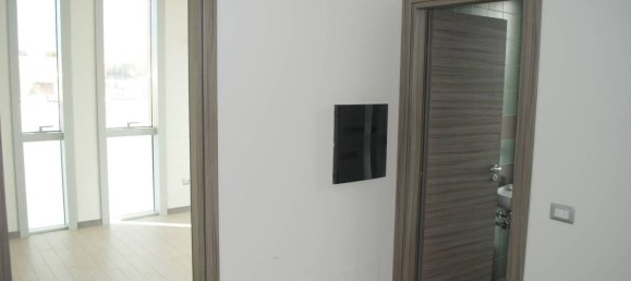  مكتب في Lecce, Italy 55متر مربع رقم 138231 10