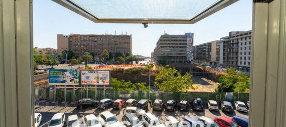 5 rooms Office in Catania, Italy No. 317665 11