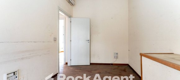5 rooms Office in Catania, Italy No. 317665 32