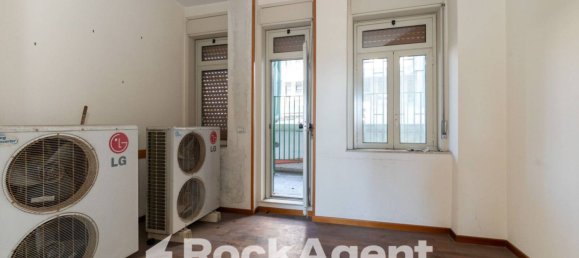5 rooms Office in Catania, Italy No. 317665 23