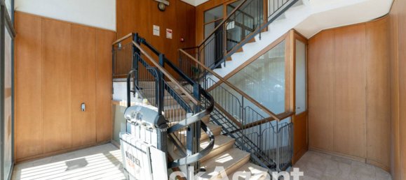 5 rooms Office in Catania, Italy No. 317665 4