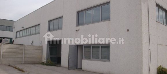 5 rooms Warehouse in Ravenna, Italy No. 133923 3