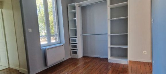 1 bedroom Apartment in Reims, France No. 66976 12