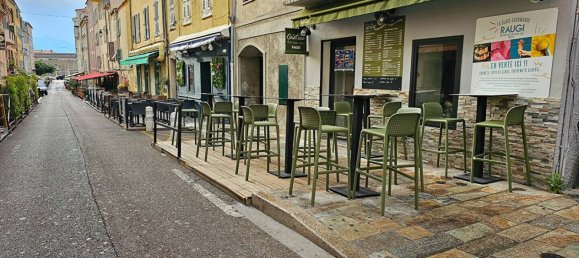 Propriété commerciale à Ajaccio, France 27m² No. 77014 2