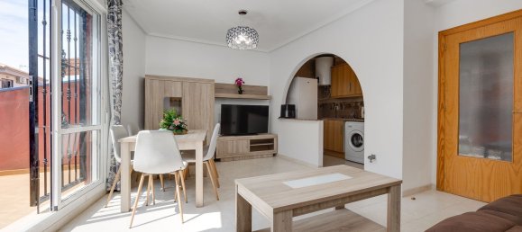 3 bedrooms House in Torrevieja, Spain No. 134633 11